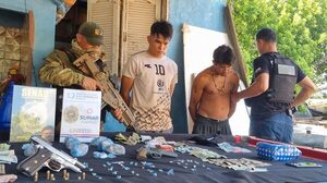 Alarmados vecinos de Roque Alonso dormirán un tiempo en paz tras incautación de 6.000 dosis de droga y detención de "capos" – La Mira Digital