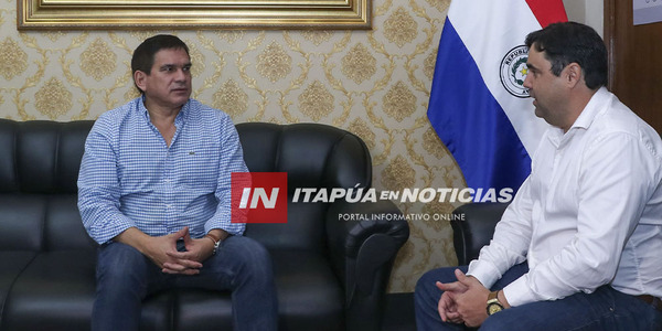 GERMÁN GNEITING SE REUNIÓ CON MINISTRO DEL MUVH PARA FACILITAR ACCESOS A VIVIENDAS - Itapúa Noticias