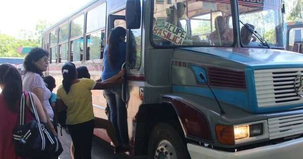 La Nación / Pasajes no subirán antes de días santos