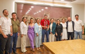 Peña ratifica compromiso de convertir al país en un destino fílmico y potenciar la industria audiovisual - .::Agencia IP::.