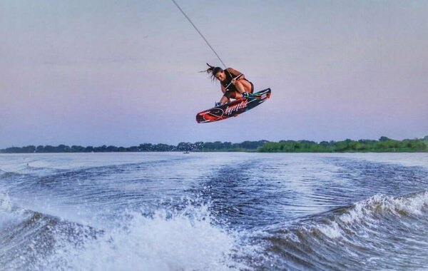 Versus / Se disputa la primera fecha del Paraguay Wake Tour 2024
