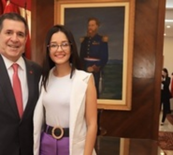 De fustigar a Cartes como liberal, a posar con él como nueva colorada - Paraguay.com