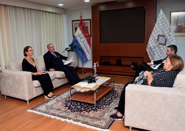 Fiscal General del Estado se reunió con la mamá de Marcelo Pecci