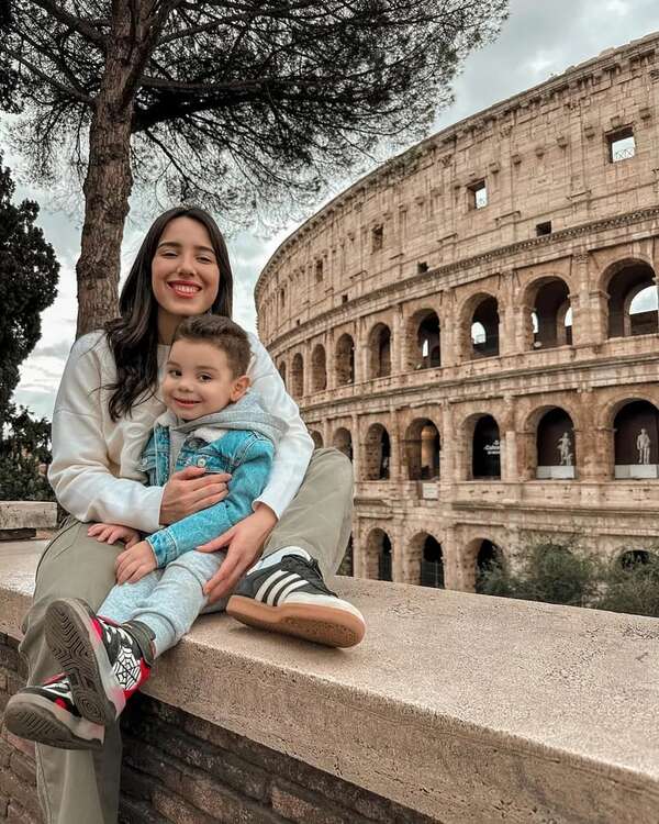 Alexia Notto, esposa de Miguel Almirón, cumplió su sueño de visitar Roma - Gente - ABC Color