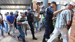 Operativo North: suspensión condicional para oficiales imputados - PDS RADIO Y TV