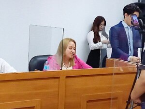 Luz Bella González recula en pedido de interpelación a director de Seguridad - San Lorenzo Hoy