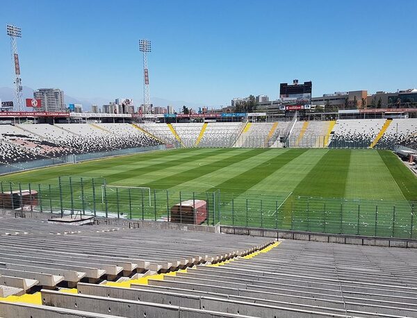 No se mueve: Colo-Colo recibirá a Cerro en su estadio · Radio Monumental 1080 AM
