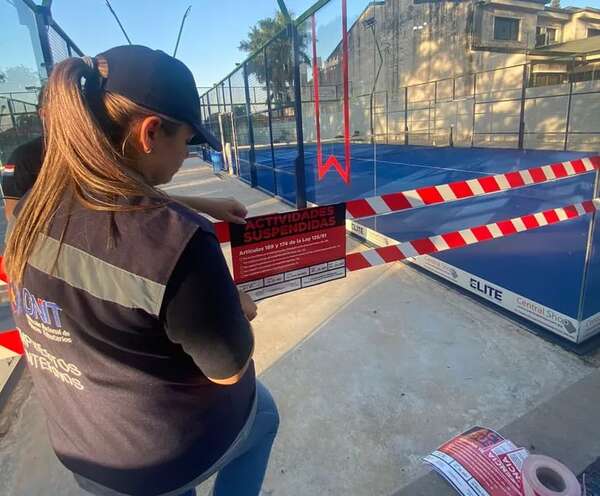 Tributación suspende conocido complejo de pádel de Asunción - Nacionales - ABC Color