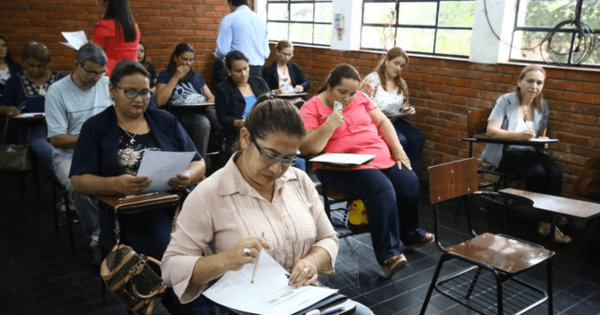 Aplazo masivo de aspirantes a jueces y fiscales