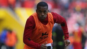 Dictan orden de prisión contra Robinho