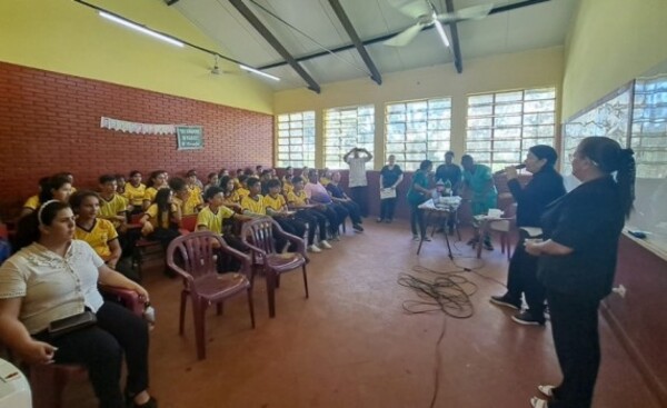 Fortalecen autoestima de adolescentes por medio de talleres