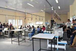 Mallorquín: industria textil capacita a jóvenes para ocupar unas 40 vacancias - ABC en el Este - ABC Color