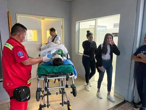 Ofuscado hombre machetea a su hijastro y a un niño de 2 años   - Noticiero Paraguay