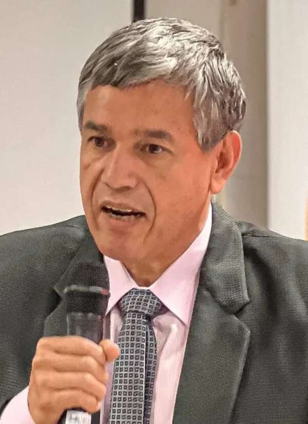 Nombran presidente interino del Incoop a Carlos Romero Roa - Economía - ABC Color
