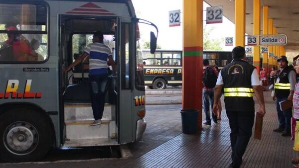 Dinatrán libera horario de buses por Semana Santa desde el miércoles
