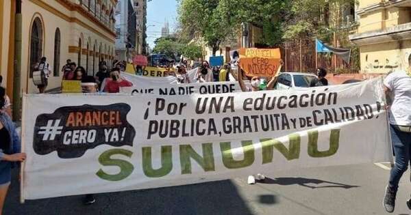 La Nación / Universitarios, conformes con proyecto aprobado