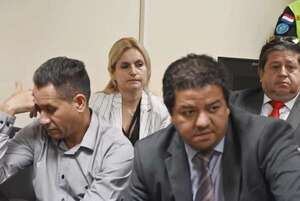 Corte confirma juicio oral a exfiscala Girala y otros acusados por esquema de extorsión - Nacionales - ABC Color