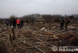 Rusia bombardea Ucrania con decenas de misiles y drones y admite estar en "estado de guerra"