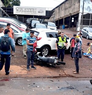 Hombre hirió a machetazos a su hijastro y al hijo de este, luego murió en accidente