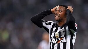 Robinho ingresa en prisión en Brasil para cumplir su condena por violación