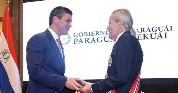Diario HOY | Koki Ruiz recibe reconocimiento y es condecorado con la Orden Nacional del Mérito