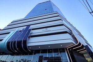 Asunción tiene una nueva torre corporativa de vanguardia, ‘‘The Top’’