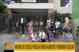 Madres de escuela exigen almuerzo y merienda escolar en Asunción | Telefuturo