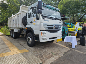 Grupo TIMBO realizó la entrega de unidades a la Municipalidad de Caacupé - Amigo Camionero
