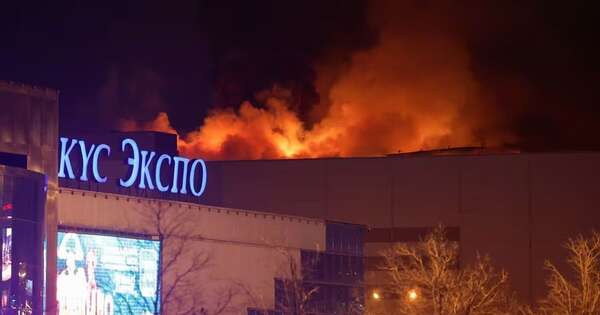 La Nación / Rusia califica de “sangriento atentado terrorista” el tiroteo en una sala de conciertos de Moscú