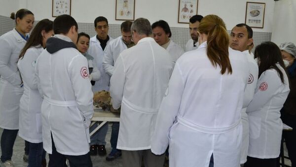 Conarem denuncia supuestos maltratos a residentes de Medicina