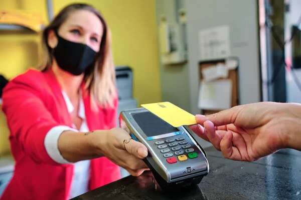 Tasas para créditos no podrán superar de 29,56% en abril - Economía - ABC Color