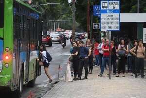 Opama convoca a pasajeros del transporte público para exigir más frecuencias - Economía - ABC Color
