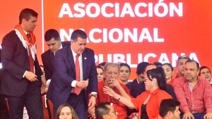 Oficialismo activa el operativo fugas para desmoralizar a la oposición