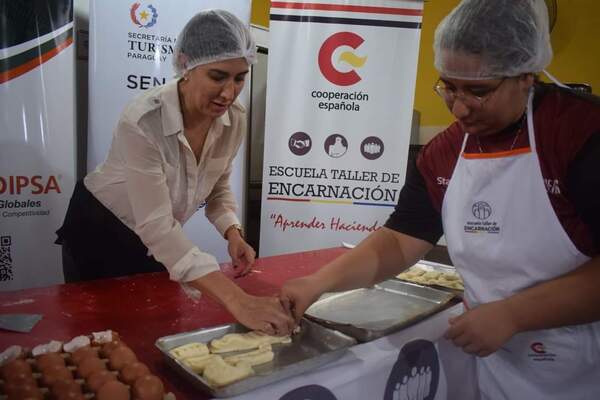 Exitosa clase magistral de elaboración de chipas en la Escuela Taller de Encarnación