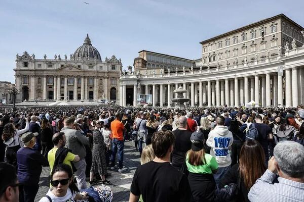 El Vaticano ha echado del clero a 18 religiosos belgas culpables de abusos sexuales - Mundo - ABC Color