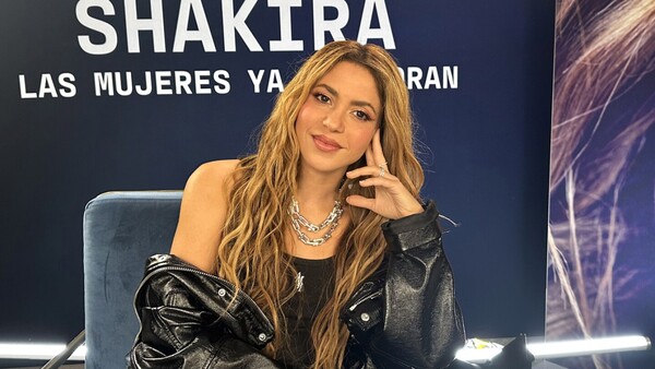 Shakira está feliz de su nueva sensualidad y "enamorada" de la fuerza que descubrió