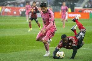 El Inter Miami se ahoga sin Messi y bajo la lluvia - Fútbol Internacional - ABC Color