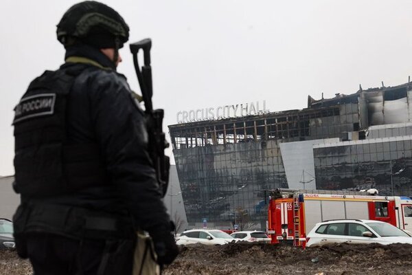 Interrogan a cuatro sospechosos del ataque del viernes, informan medios estatales rusos