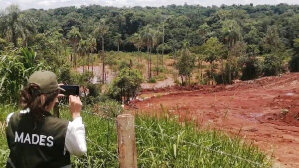 Aplican ejemplar multa a minera por contaminación de arroyo