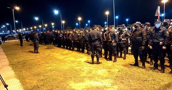 La Nación / Ministerio del Interior apunta a mejor y más preparación de policías