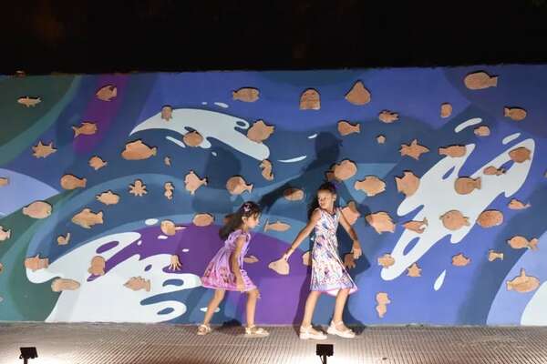 Arte: niños pintan mural en Pilar - ABC Revista - ABC Color