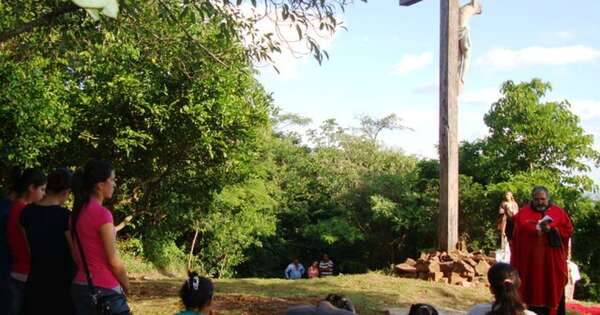 La Nación / En Yvyturusu invitan a vivir un espacio de religiosidad sumergido en la naturaleza