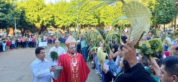 Semana Santa: durante bendición de Palmas instan a ser más solidarios - ABC en el Este - ABC Color