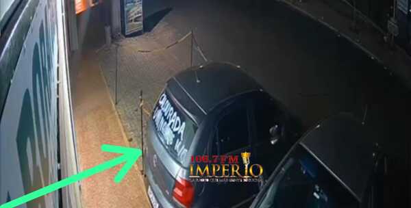 Estudiante de Medicina sufre el hurto de su automóvil frente a su inquilinato - Radio Imperio 106.7 FM