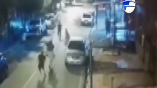 Video: Violentas peleas frente a local nocturno mantiene en vilo a vecinos de Capiatá