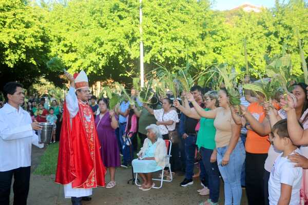 Con la bendición de palmas, se da inicio a la Semana Santa - La Clave