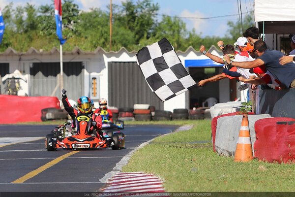 Versus / Espectacular inicio de temporada del Karting Club Paraguayo