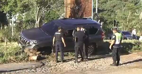 La Nación / Intento de asalto, toma de rehén y persecución: detuvieron a tres asaltantes en Asunción