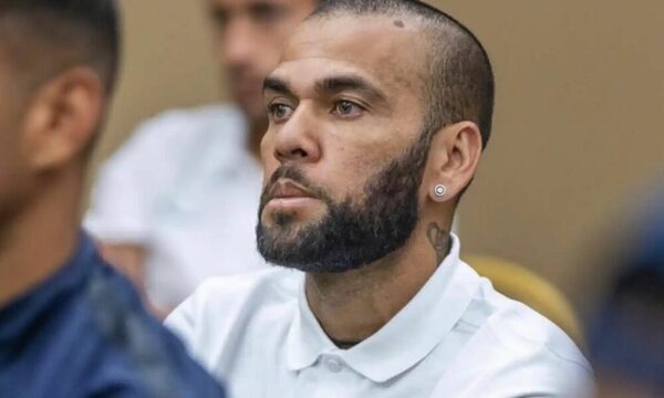 Daniel Alves ya depositó plata de fianza y saldrá libre