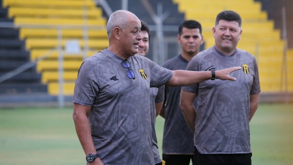 Chiqui explica las ausencias en su cuerpo técnico